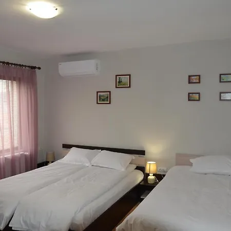 марияна Tvŭrditsa