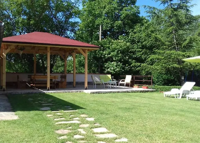 Къща за гости марияна