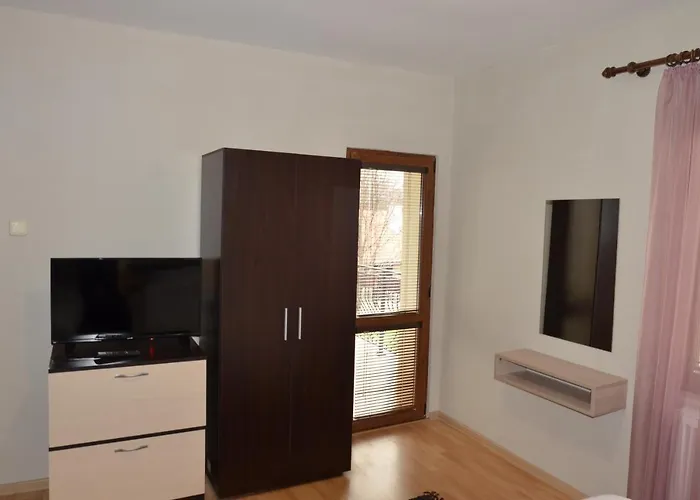 Къща за гости марияна